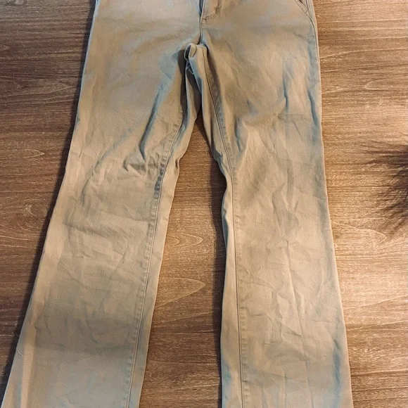Aeropostale Classic Khaki Pants - Picture 5 of 7